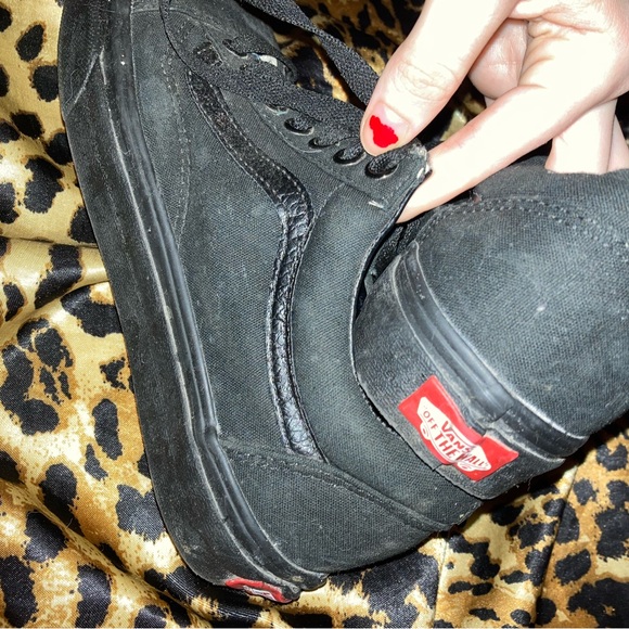 Black vans - Picture 2 of 2